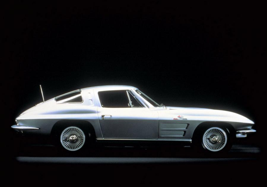  Chevrolet Corvette 1960 года  (фото 24 из 34)
